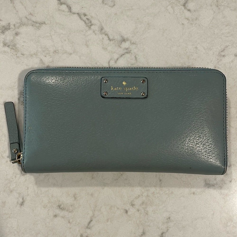 Kate Spade Zip-Around Continental Wallet